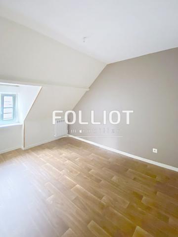 A LOUER DANS LE CENTRE D'AVRANCHES, un T3 en duplex de 43.89m²