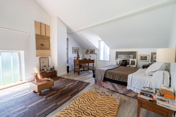 ATELIER d'artiste + LOFT de 316 m²  le long de la Voie Lamarque