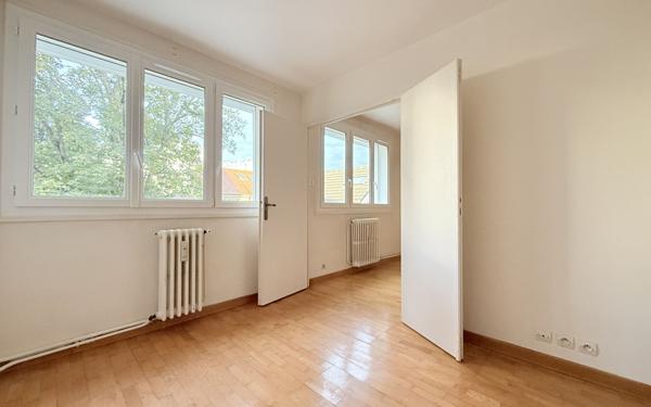 Appartement à vendre    2 pièces • 33,14 m2 Vanves