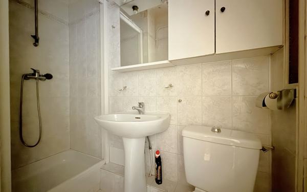 Appartement à vendre    2 pièces • 33,14 m2 Vanves