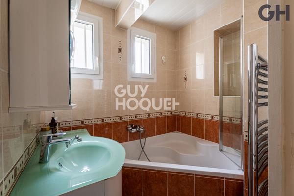 MAISON SUR SOUS-SOL TOTAL DE 5 PIECES (98 m²) À SOISY-SUR-SEINE