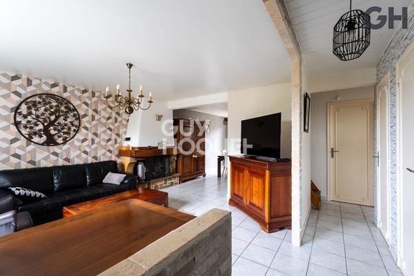MAISON SUR SOUS-SOL TOTAL DE 5 PIECES (98 m²) À SOISY-SUR-SEINE