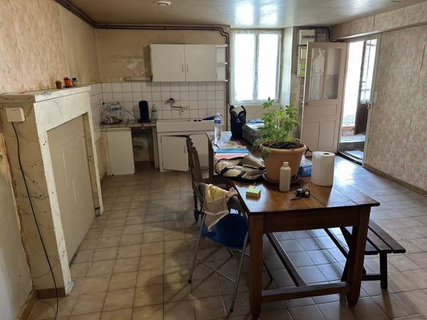 VALENCE EN POITOU