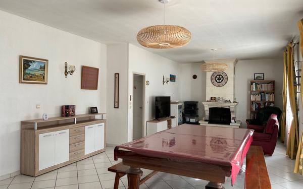 Maison à vendre    3 pièces •  Romegoux