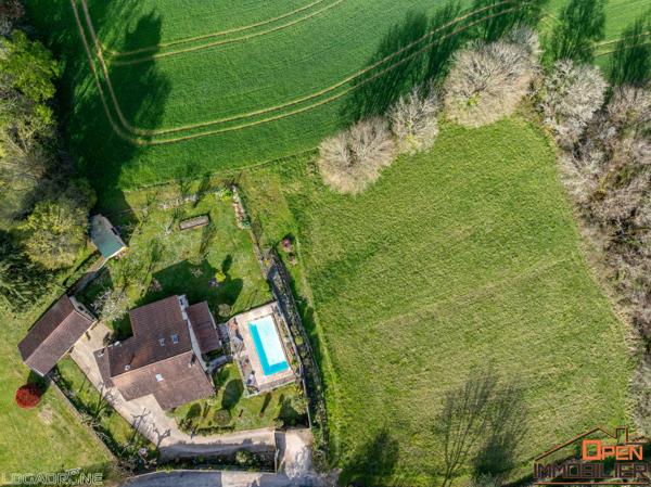 Belle maison de village avec piscine