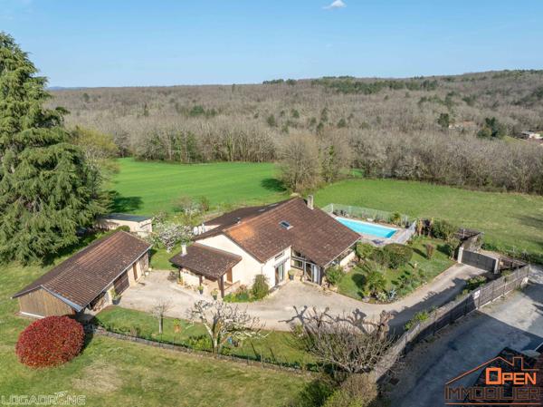 Belle maison de village avec piscine
