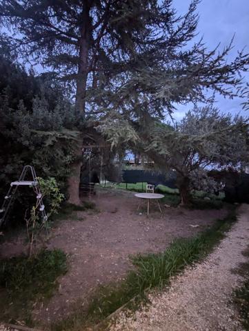 Entraigues-sur-la-Sorgue (84320) Belle maison avec fort potentiel