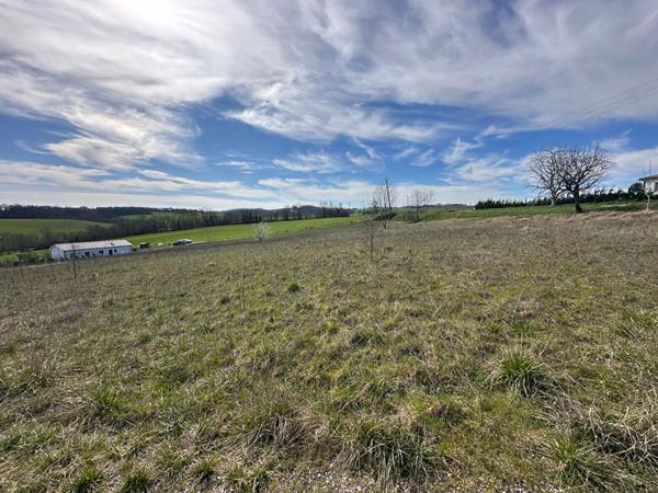 Terrain à batir à vendre à Augnax 2500 m²