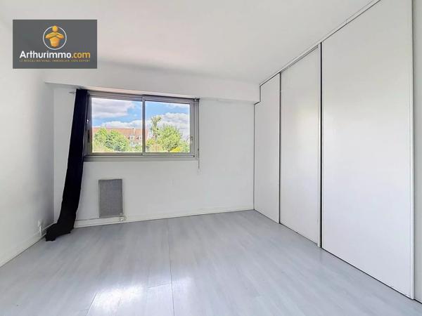 Vente                                                      Appartement
                        
                     2 pièces                      51 m2                     à Eaubonne