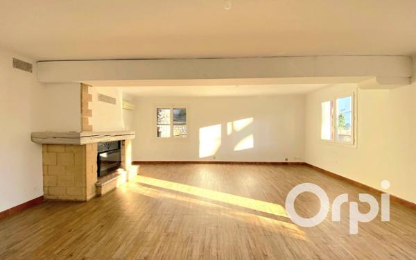 Maison à vendre    4 pièces •  Saint-Martin-de-Crau