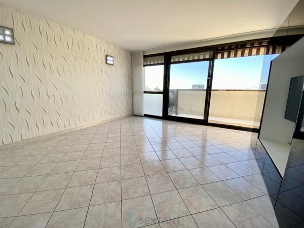 Nanterre - Appartement 76 m2 balcon dernier étage 3 chambres parking cave