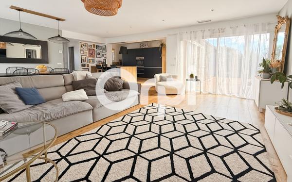 Maison à vendre    9 pièces • 220 m2 Villeneuve-lès-Maguelone