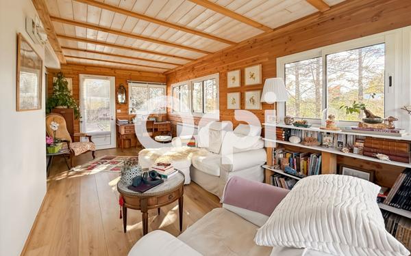 Maison à vendre    9 pièces • 220 m2 Villeneuve-lès-Maguelone