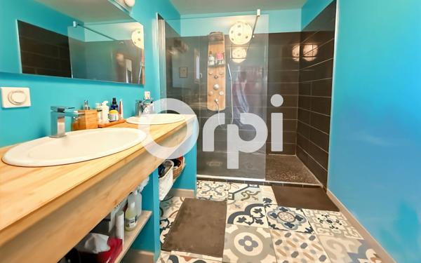 Maison à vendre    9 pièces • 220 m2 Villeneuve-lès-Maguelone