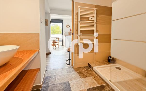 Maison à vendre    9 pièces • 220 m2 Villeneuve-lès-Maguelone