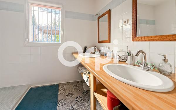 Maison à vendre    9 pièces • 220 m2 Villeneuve-lès-Maguelone
