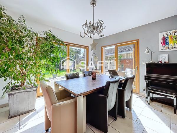 Maison d’architecte dans un environnement calme et verdoyant