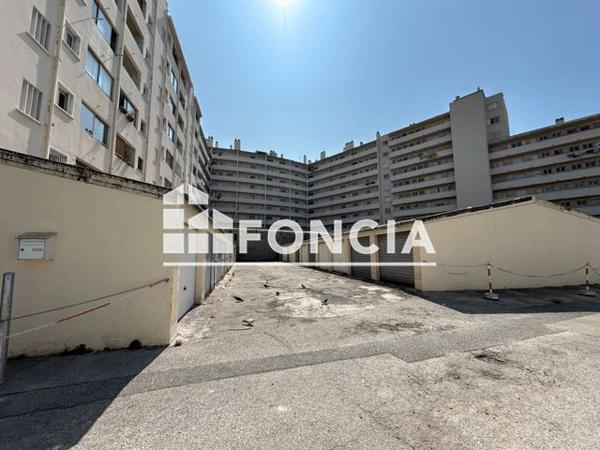 Location Parking 15 m² - 199 BD DU GENERAL BROSSET Toulon 83200