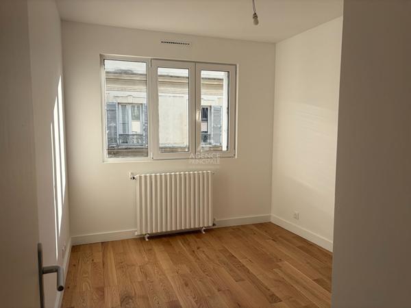 Appartement 3 pièce(s) 53.3m2 €350 000 ** - Référence 4661
