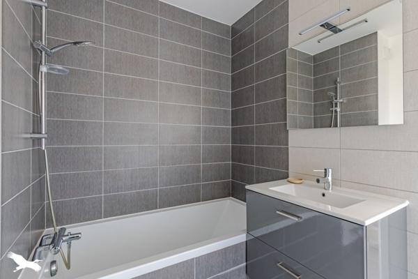 Appartement à vendre |                                       Bordeaux |                                        2 pièces  |  45 m²