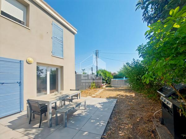 Chateauneuf Les Martigues- Maison T4 avec jardin, box et parking dans une résidence sécurisée