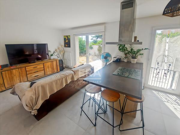 Chateauneuf Les Martigues- Maison T4 avec jardin, box et parking dans une résidence sécurisée