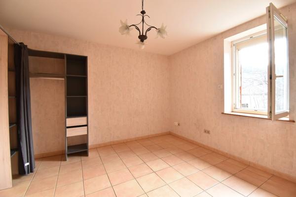 Maison à vendre 6 pièces SAINT AGREVE (07)