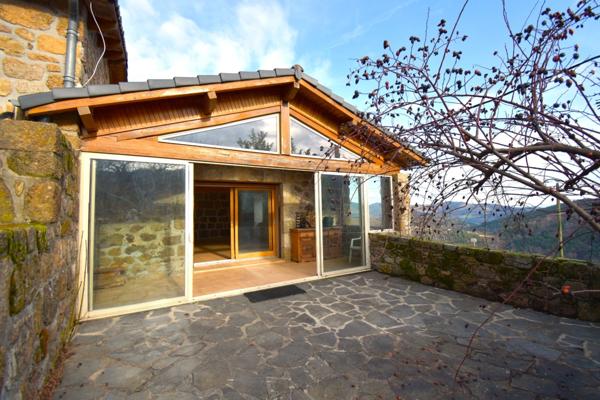 Maison à vendre 6 pièces SAINT AGREVE (07)