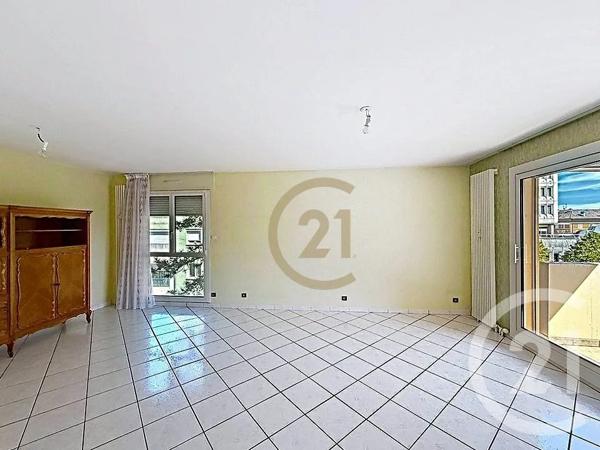 Appartement F3 Bis à vendre  4 pièces - 76,33 m 2   BELFORT  - 90