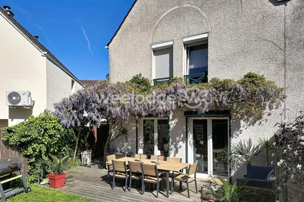 Maison à vendre 6 pièces de 114 m² à Jouy-le-Moutier