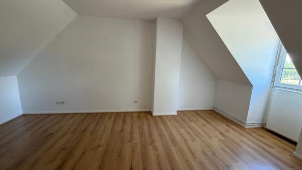 PAVILLON SEJOUR + QUATRE CHAMBRES