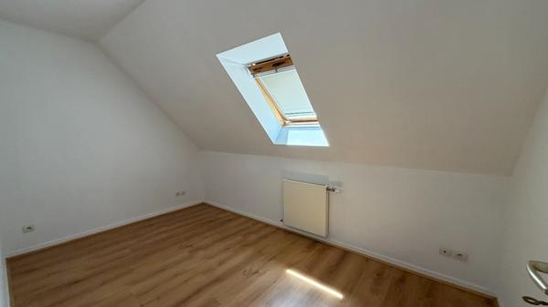 PAVILLON SEJOUR + QUATRE CHAMBRES