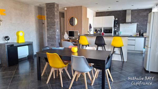 T3/T4 de 81m²- Grande pièce à vivre de 42m², modularité et confort : une opportunité à saisir - Centre à pied