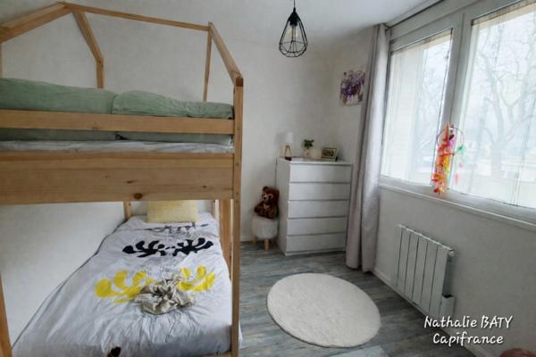 T3/T4 de 81m²- Grande pièce à vivre de 42m², modularité et confort : une opportunité à saisir - Centre à pied