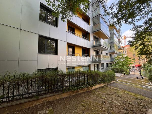 ISSY LES MOULINEAUX - QUARTIER LA FERME - Vente Appartement 3 pièces traversant avec balcon