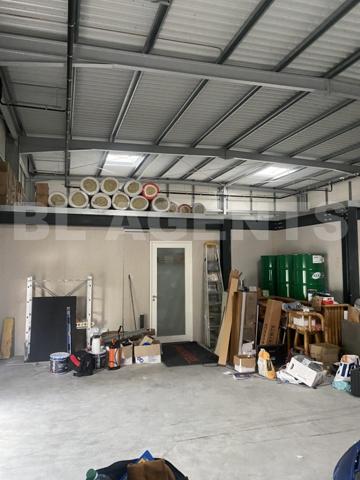 local 2 pièce(s) 470 m2