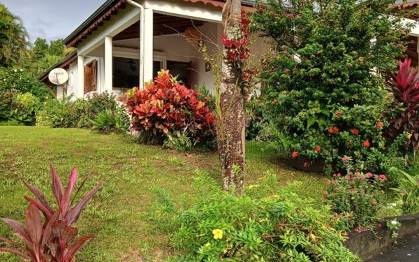 Maison à vendre    3 pièces •  Sainte-Rose