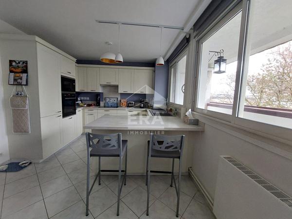 Appartement Combs La Ville 5 pièce(s)