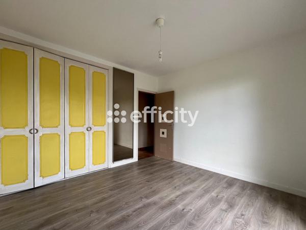 Maison 14 pièces - 830 m²