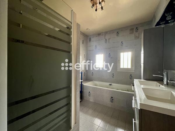 Maison 14 pièces - 830 m²