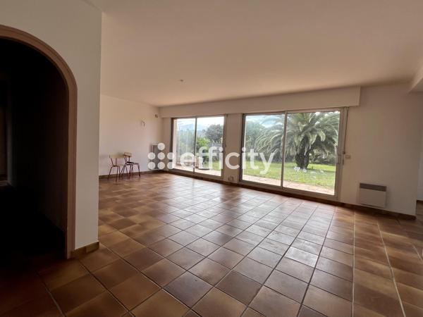 Maison 14 pièces - 830 m²