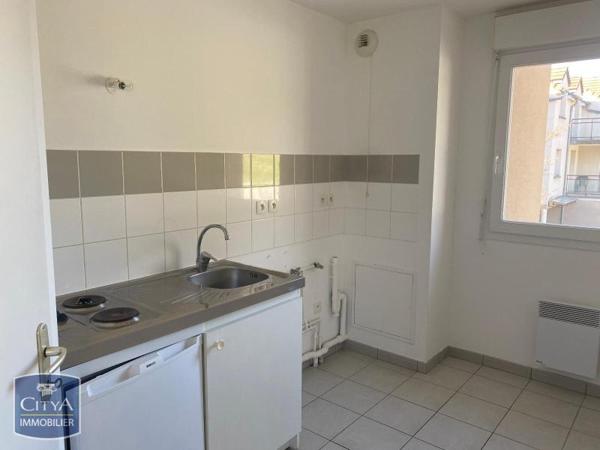 Appartement à louer 2 pièces 55.03m² Sainte-Menehould (51800)