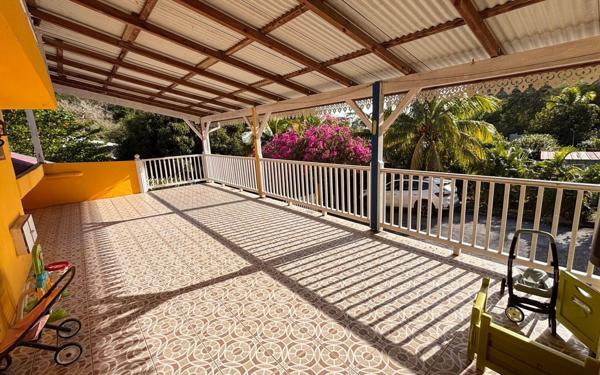 Maison à vendre    5 pièces • 176 m2 Case-Pilote