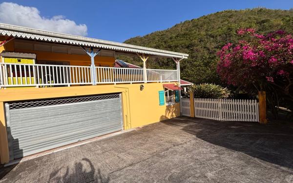 Maison à vendre    5 pièces • 176 m2 Case-Pilote