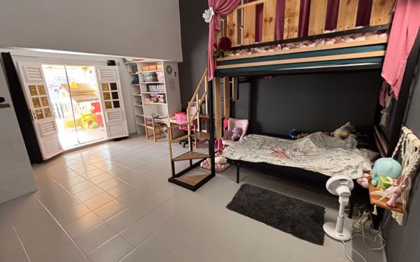 Maison à vendre    5 pièces • 176 m2 Case-Pilote