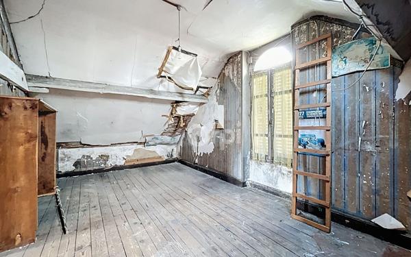 Maison à vendre    5 pièces • 98,64 m2 Limoges