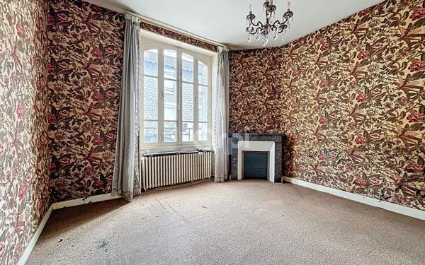 Maison à vendre    5 pièces • 98,64 m2 Limoges