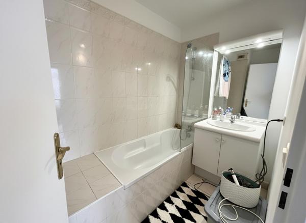 A VENDRE : T2 à LILLE • Vieux lille • 300 000 € FAI • Réf. 1422