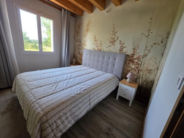 Maison
         6 pièces
        - 139 m² 470 000 € *