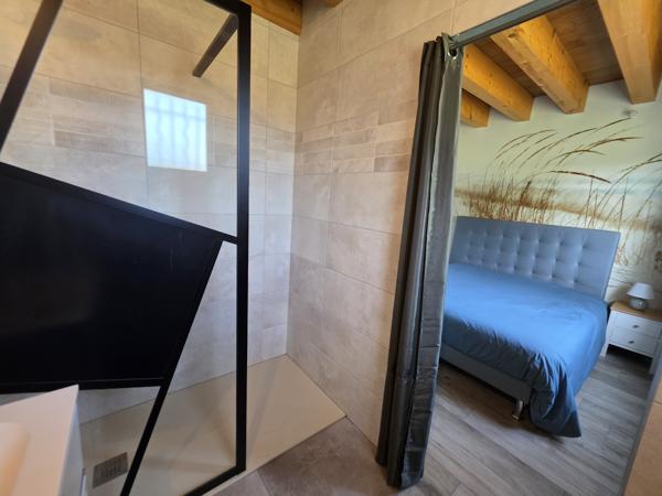 Maison
         6 pièces
        - 139 m² 470 000 € *